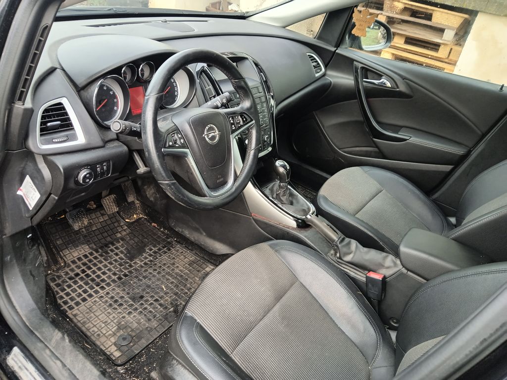 opel-astra-1-4i-turbo-cosmo-lpg - 8