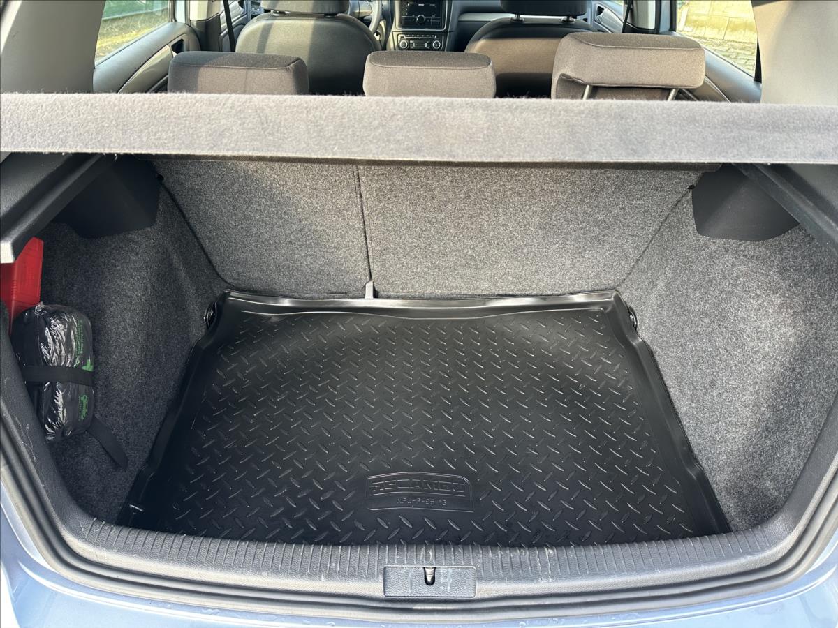 volkswagen-golf-1-6-mpi-bez-koroze - 4