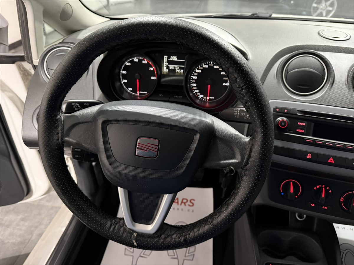 seat-ibiza-1-2-i-klimatizace-nova-stk - 7