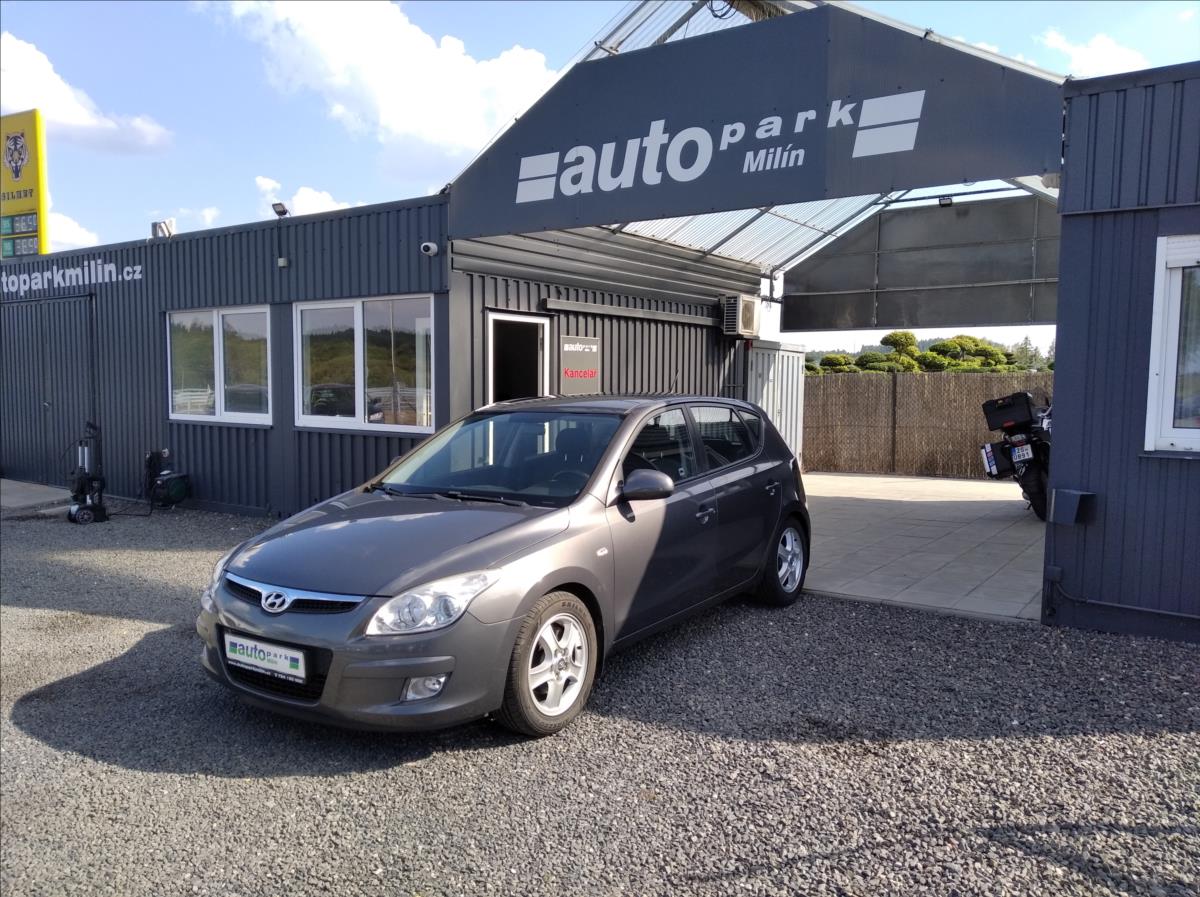 hyundai-i30-1-6-crdi-vgt-66kw-comfort - 2