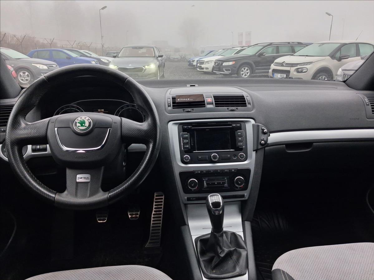skoda-octavia-2-0-rs-nova-stk - 8
