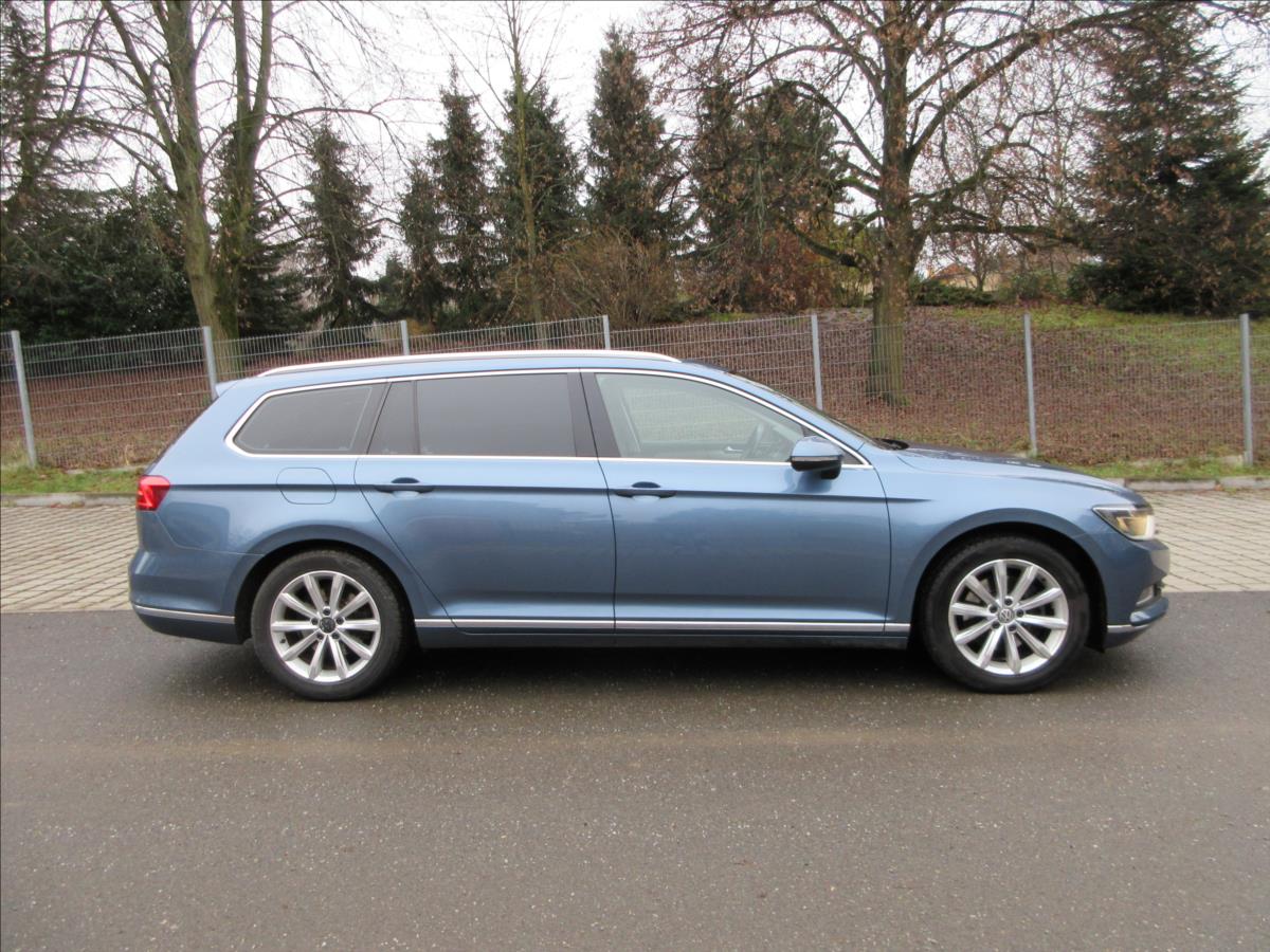 volkswagen-passat-1-6-tdi-88kw-navi-kamera-highline - 9