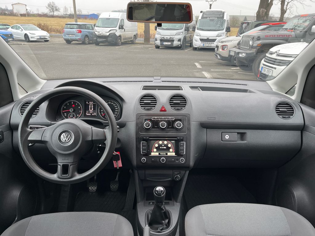 volkswagen-caddy-1-2-tsi-63-kw-zaruka-servis - 1