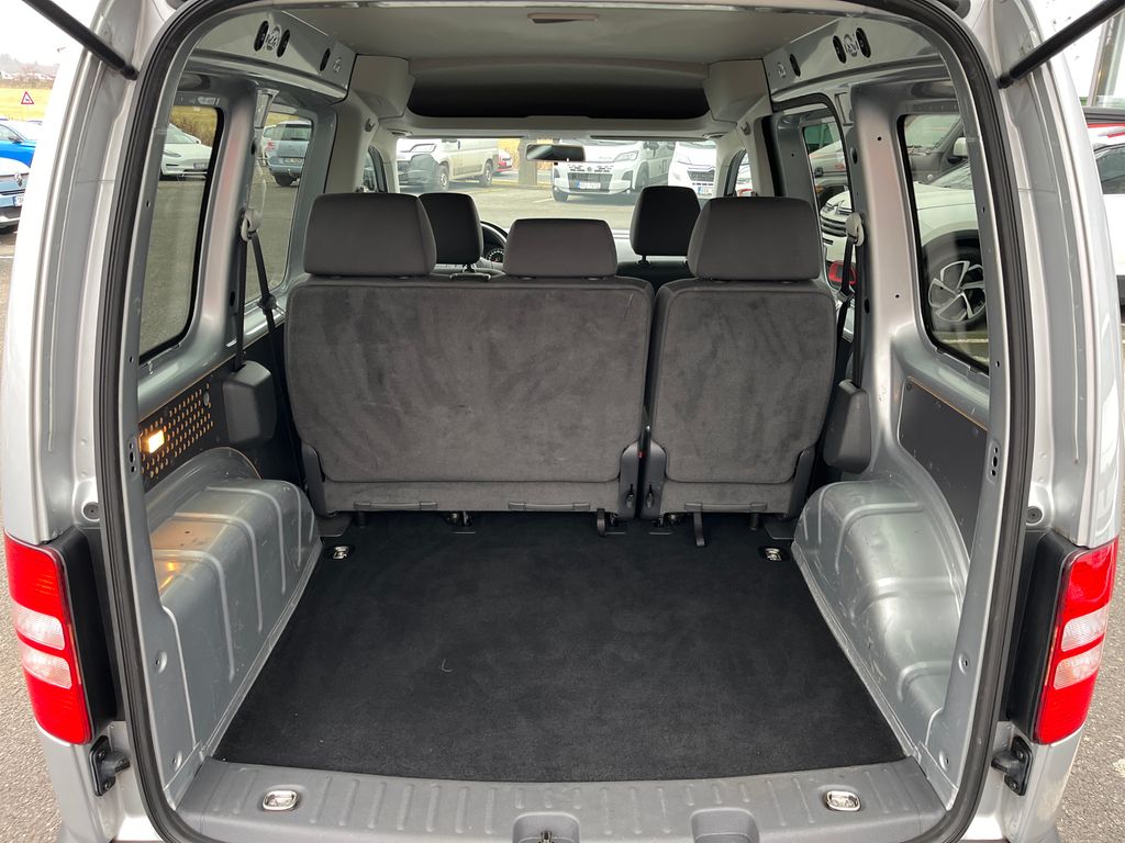 volkswagen-caddy-1-2-tsi-63-kw-zaruka-servis - 4