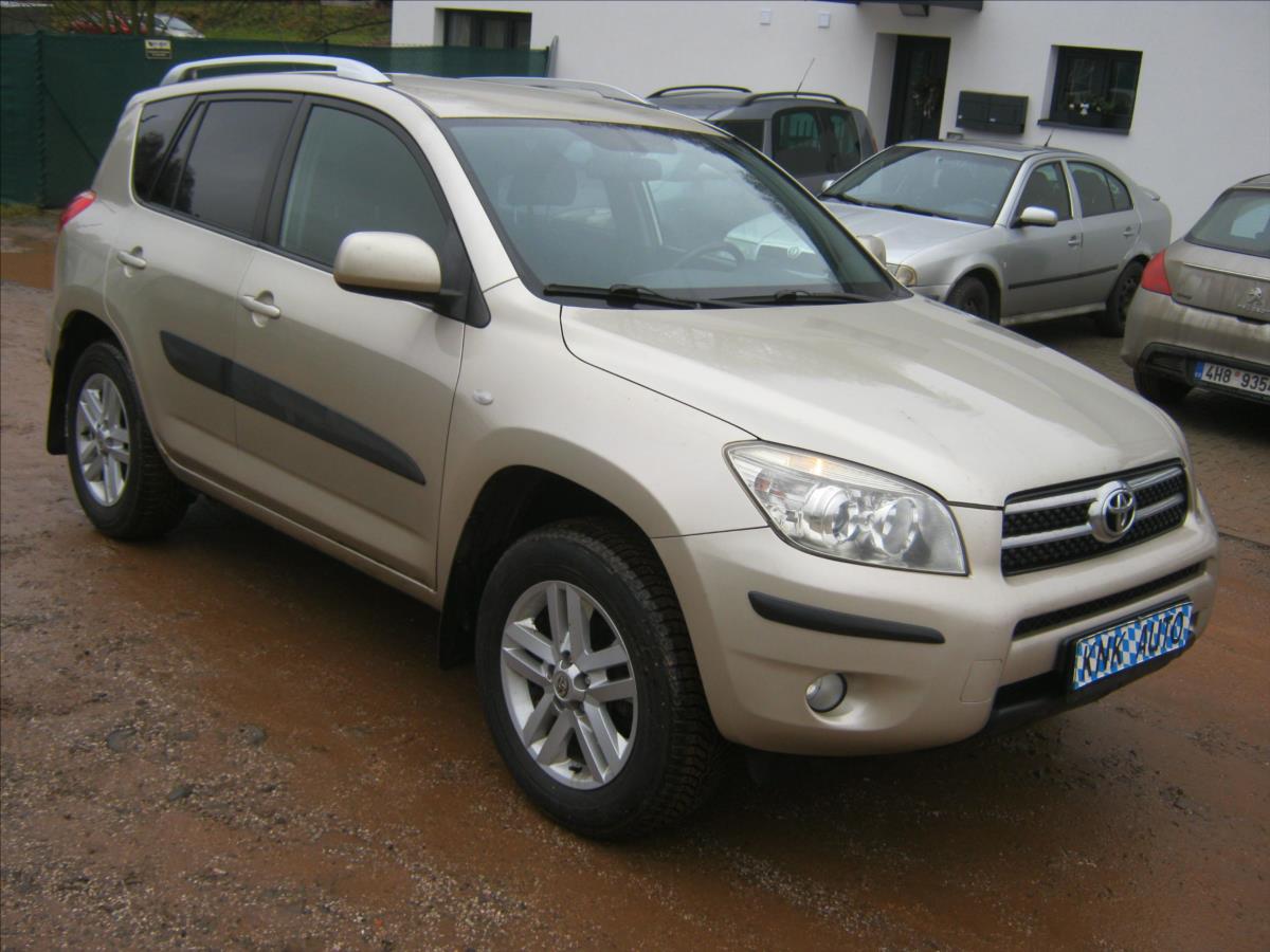 toyota-rav4-2-0 - 7