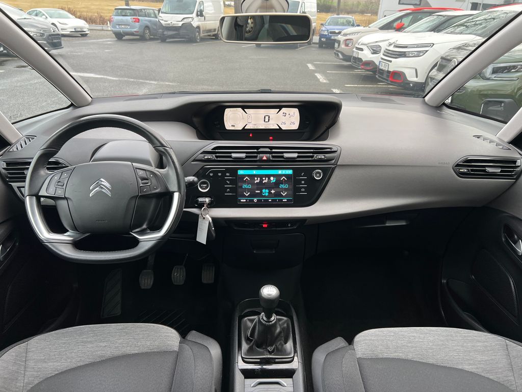 citroen-c4-picasso-1-2-130k-servis-zaruka-navi - 2