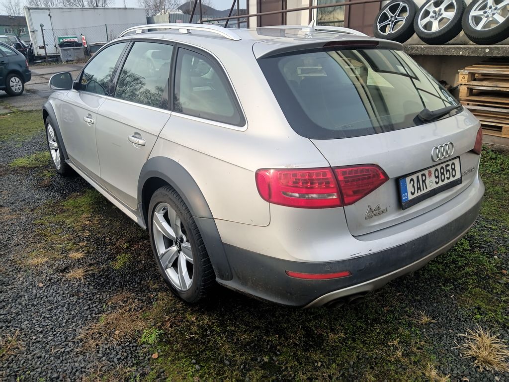 audi-a4-2-0-tdi-allroad-4x4-panorama - 2