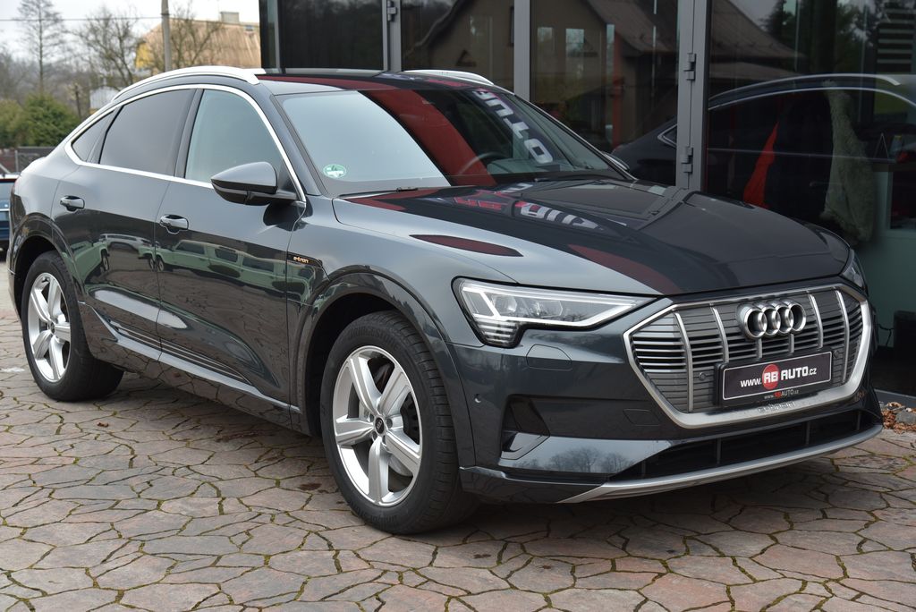Audi e-tron 55 300 kw S-Line Quattro