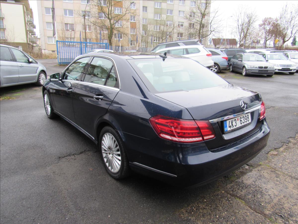 mercedes-benz-tridy-e-3-0-cdi-350-bluetec-4matic - 3