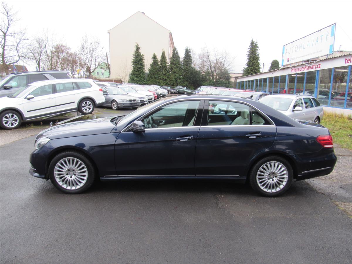 mercedes-benz-tridy-e-3-0-cdi-350-bluetec-4matic - 6