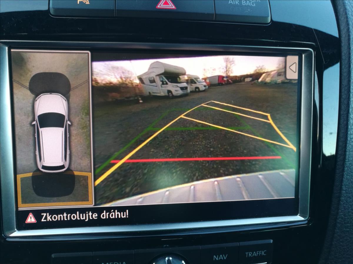 volkswagen-touareg-3-0-tdi-v6-tiptronic - 6