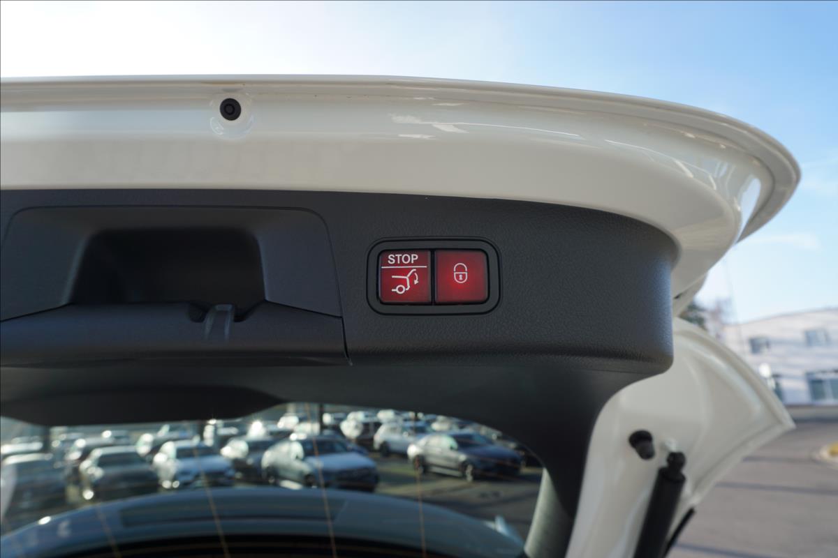 mercedes-benz-gla-1-9-gla-200d-4m-nove-auto - 7