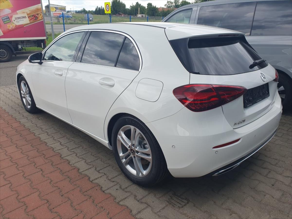 mercedes-benz-tridy-a-1-9-a-220-4m-nove-auto - 2