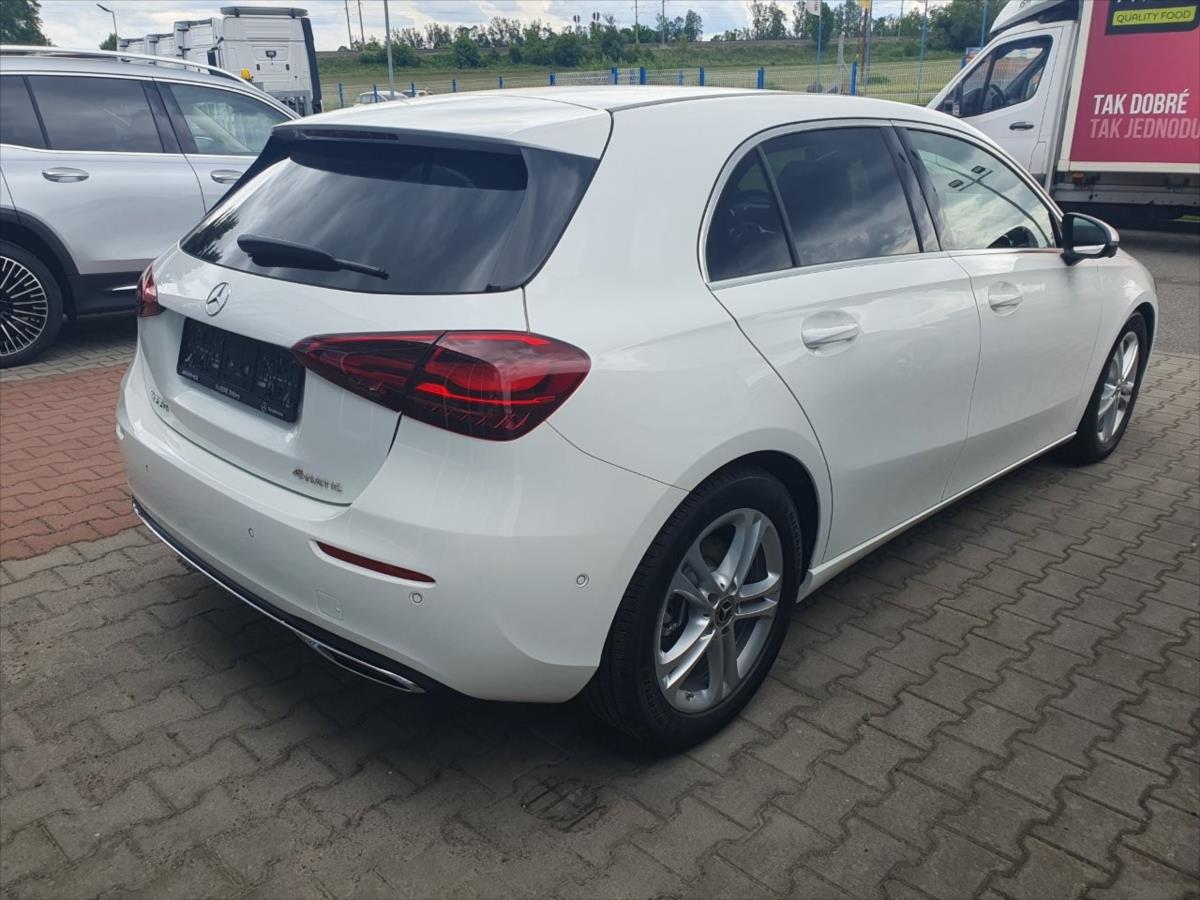 mercedes-benz-tridy-a-1-9-a-220-4m-nove-auto - 3