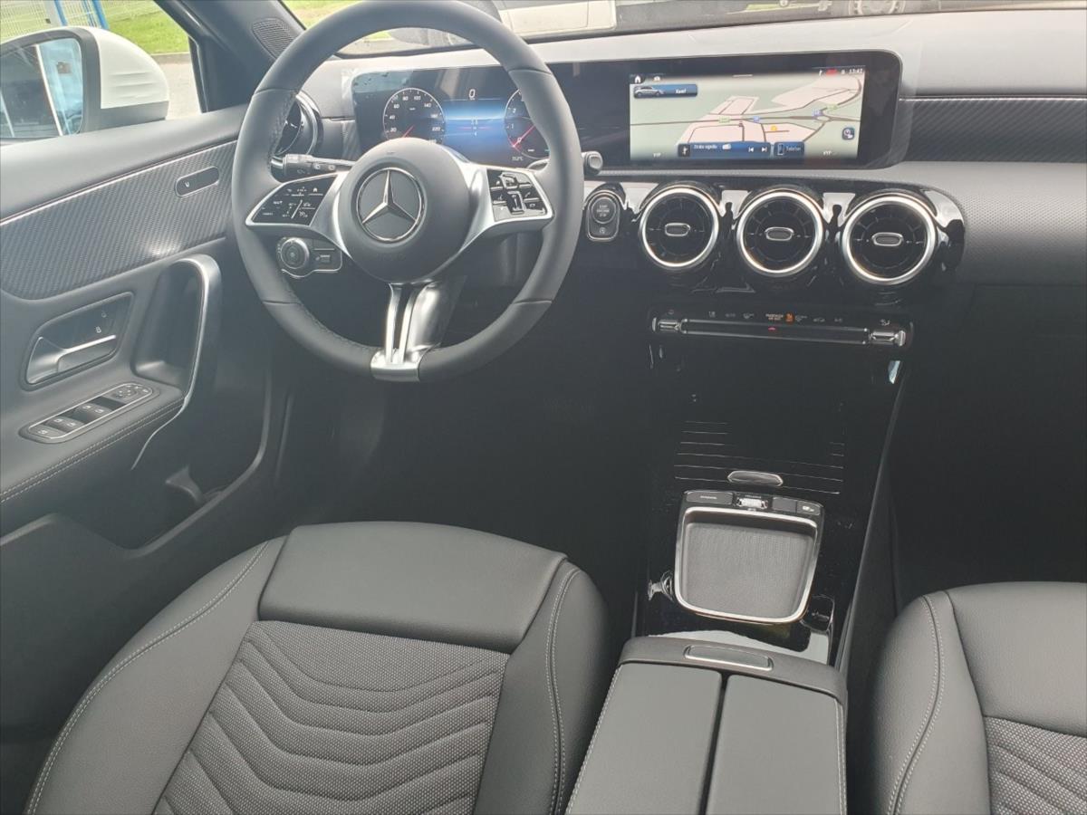 mercedes-benz-tridy-a-1-9-a-220-4m-nove-auto - 4