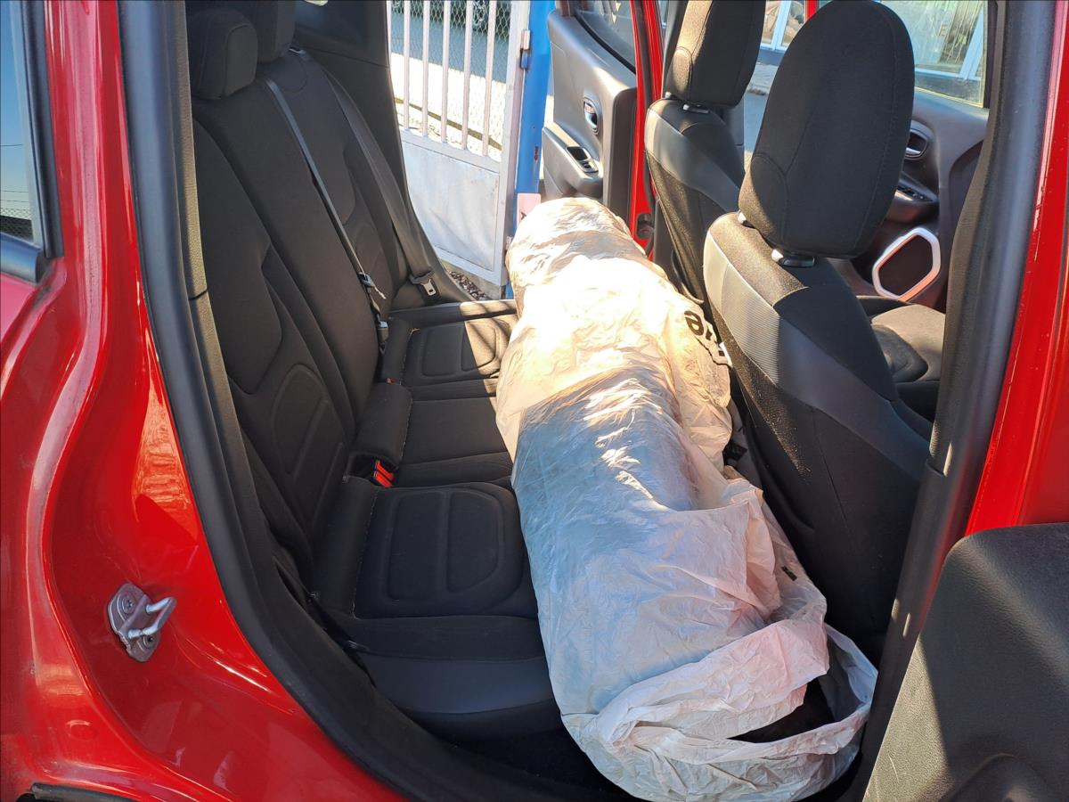 jeep-renegade-1-4-i-koupeno-cz - 6