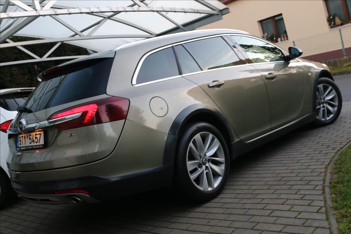 opel-insignia-2-0-143kw-4x4-cr-1-maj - 9