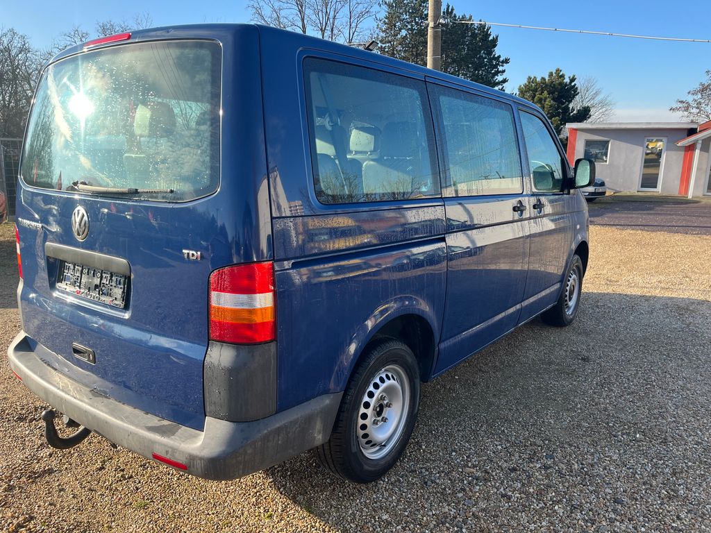 volkswagen-caravelle-2-5tdi-96kw-8mist - 6