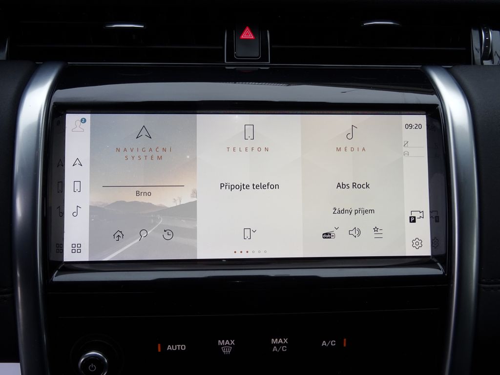 land-rover-discovery-sport-2-0-d165-se-awd-dph - 7