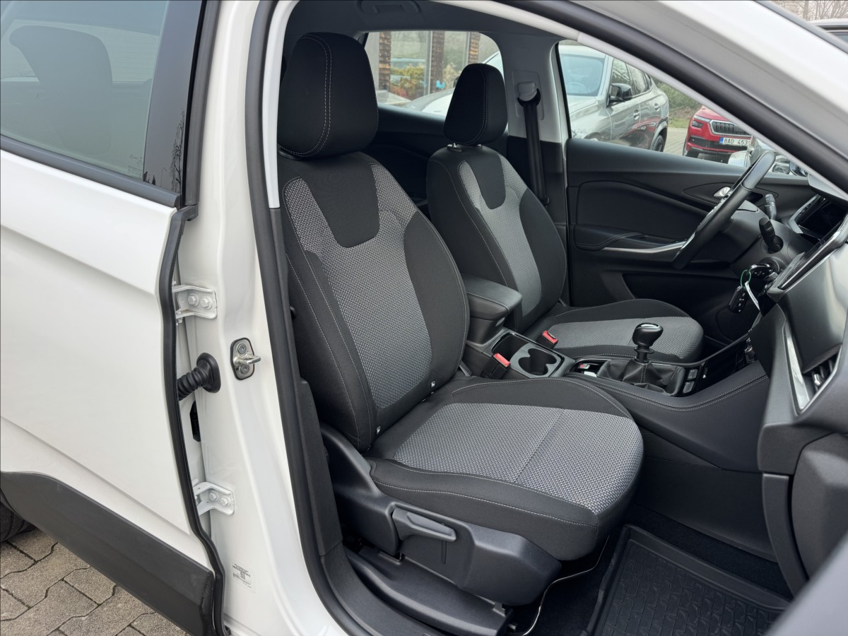 opel-grandland-1-2-turbo-130k-mt6 - 9
