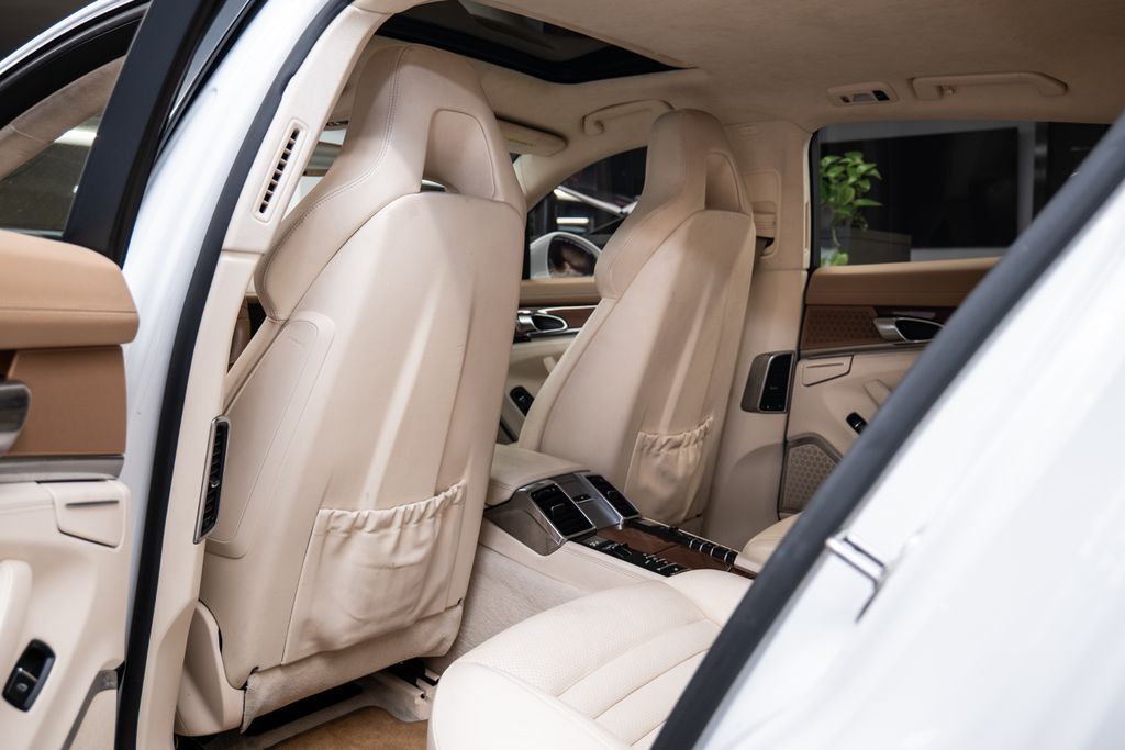 porsche-panamera-turbo - 9