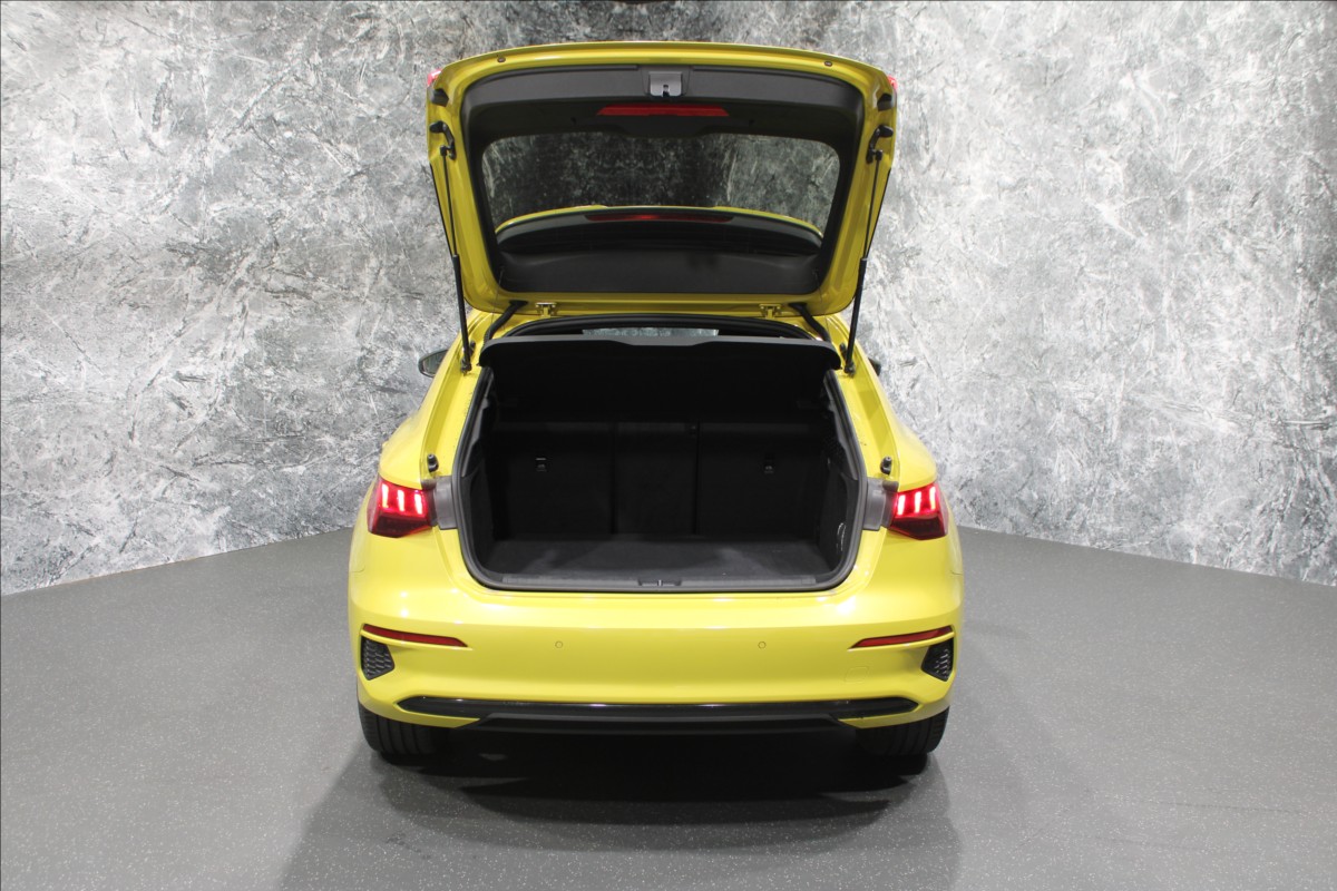 audi-a3-1-4-40-tfsi-e-sportback-advanced - 4