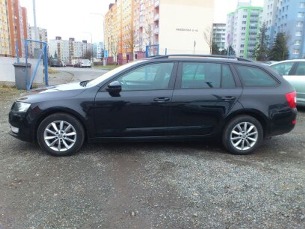 skoda-octavia-1-4i-110-kw-6-kvalt-cz - 2