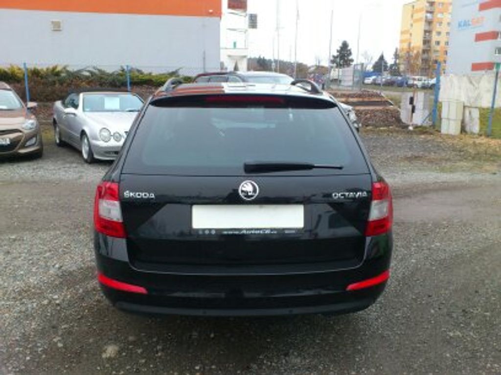 skoda-octavia-1-4i-110-kw-6-kvalt-cz - 4