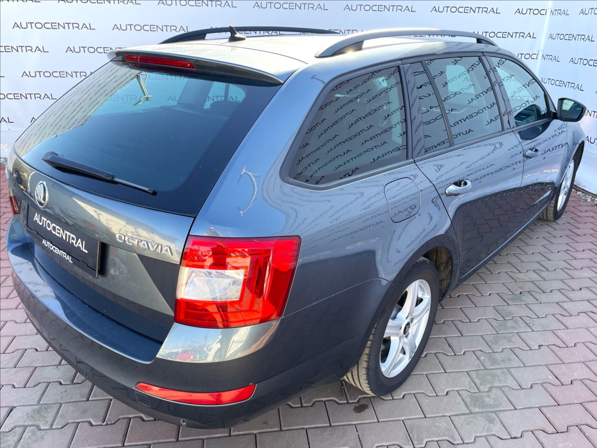 skoda-octavia-1-4-tsi-81kw-navi-servisni-knizka-pekny-stav - 8