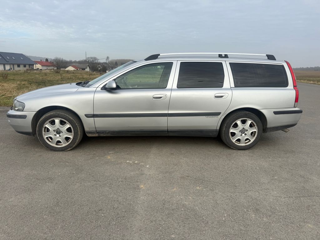 volvo-v70-stk-08-2027 - 1
