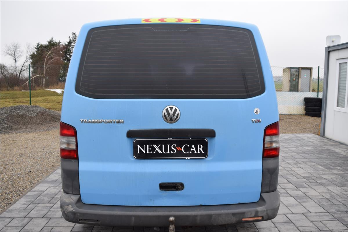 volkswagen-transporter-2-5-tdi-96kw-tazne-po-servise - 5