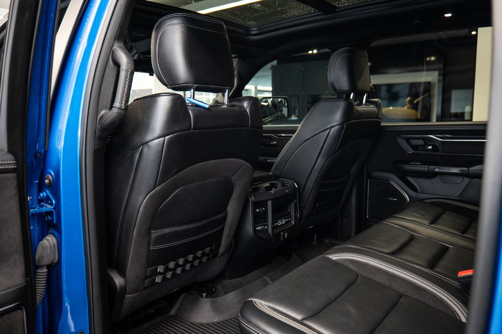 ram-1500-trx-stan-navijak-harman-kardon - 8