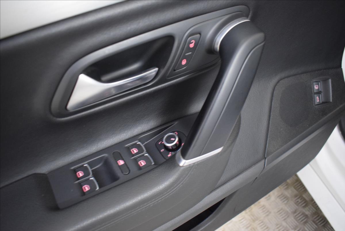 volkswagen-passat-cc-2-0-tdi-dsg-highline-po-stk - 9