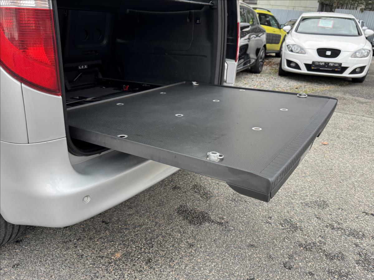 mercedes-benz-vaneo-1-6-bez-koroze-top-stav - 9