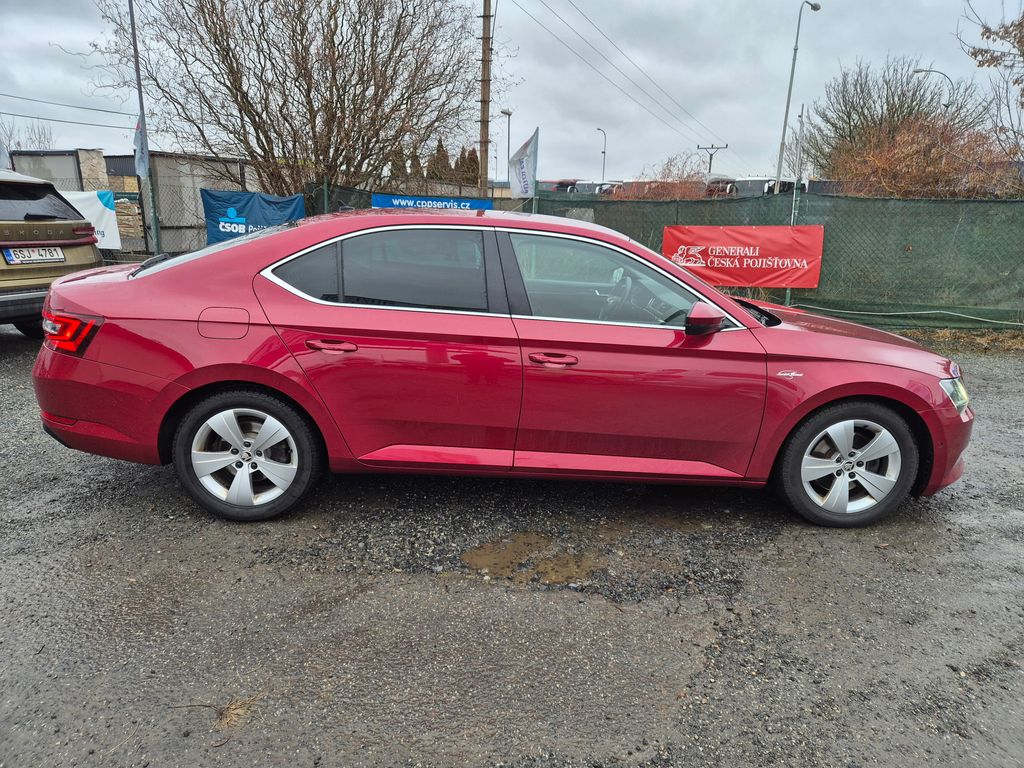 skoda-superb-2-0-tdi-dsg-l-k-cz-1-majite - 3