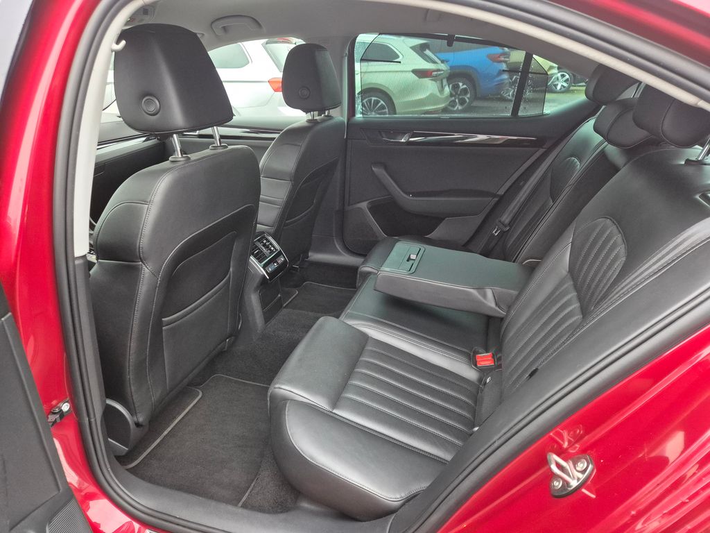 skoda-superb-2-0-tdi-dsg-l-k-cz-1-majite - 9