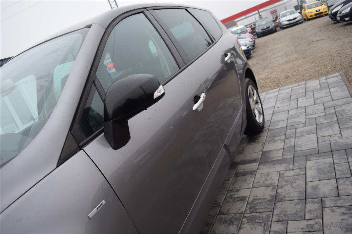 renault-scenic-1-9-dci-96kw-tazne-navi-kamera - 7