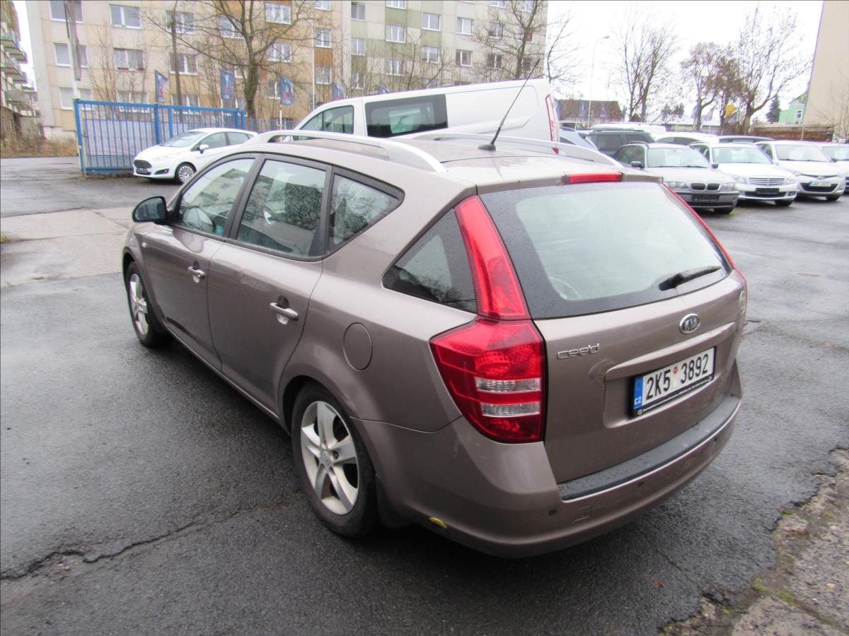 kia-ceed-1-4-lpg-combi-80kw - 3