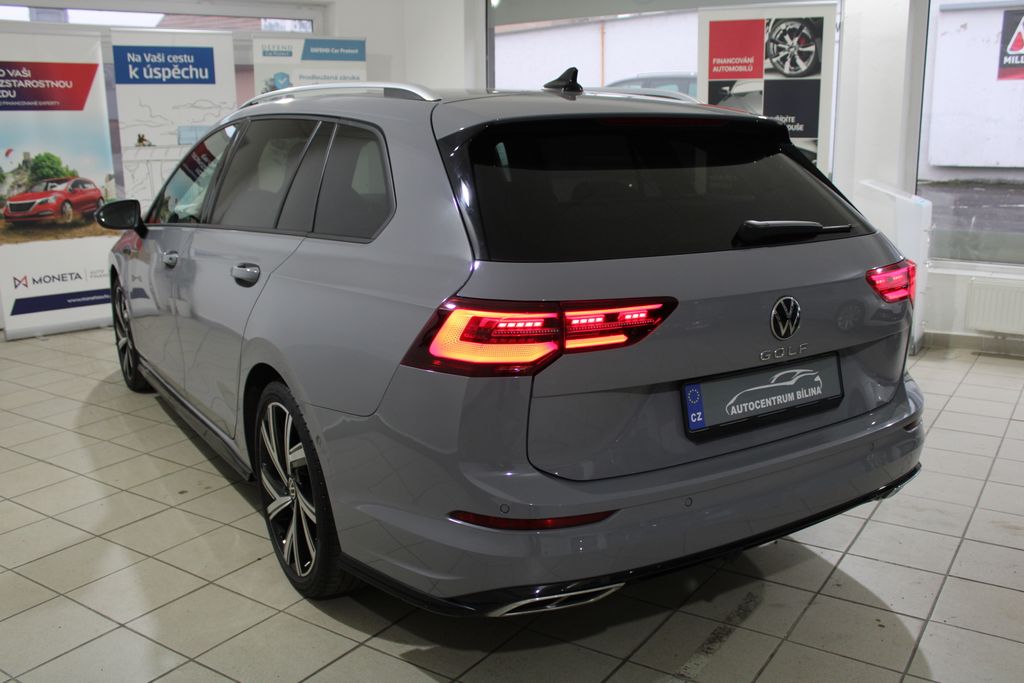 volkswagen-golf-8-1-5tsi-r-line-acc-virtual-za - 2