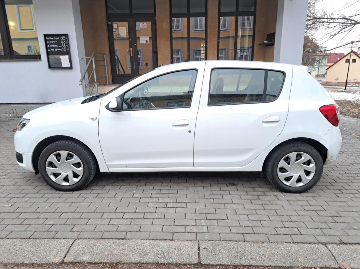 dacia-sandero-1-2-i - 6