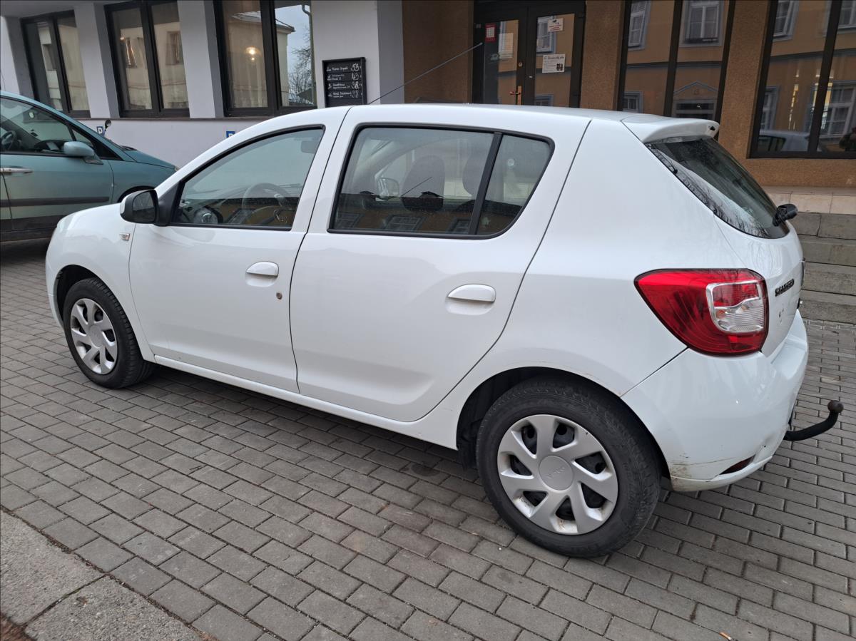 dacia-sandero-1-2-i - 7