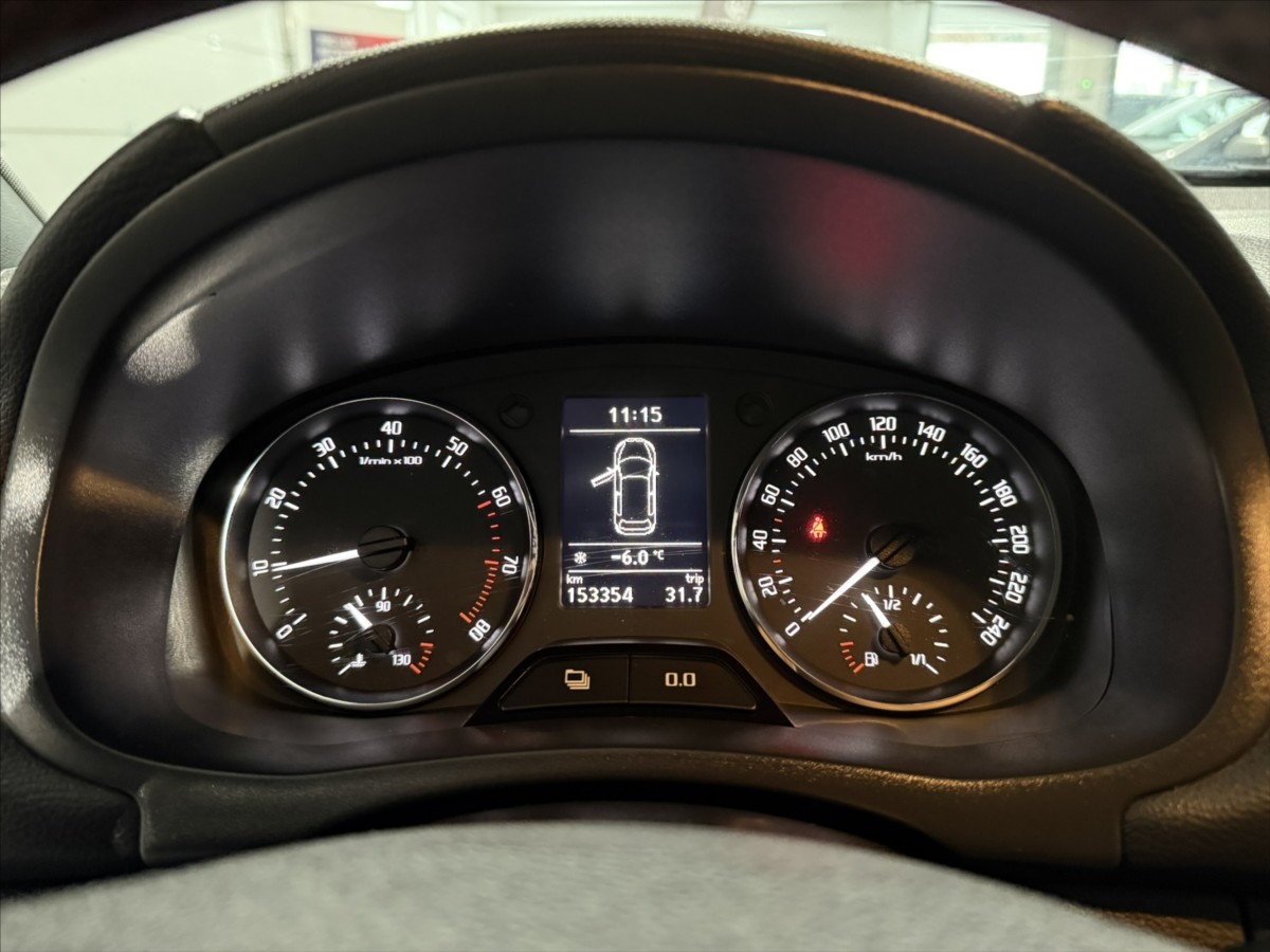 skoda-fabia-1-2-i-monte-carlo-vyhrev - 8