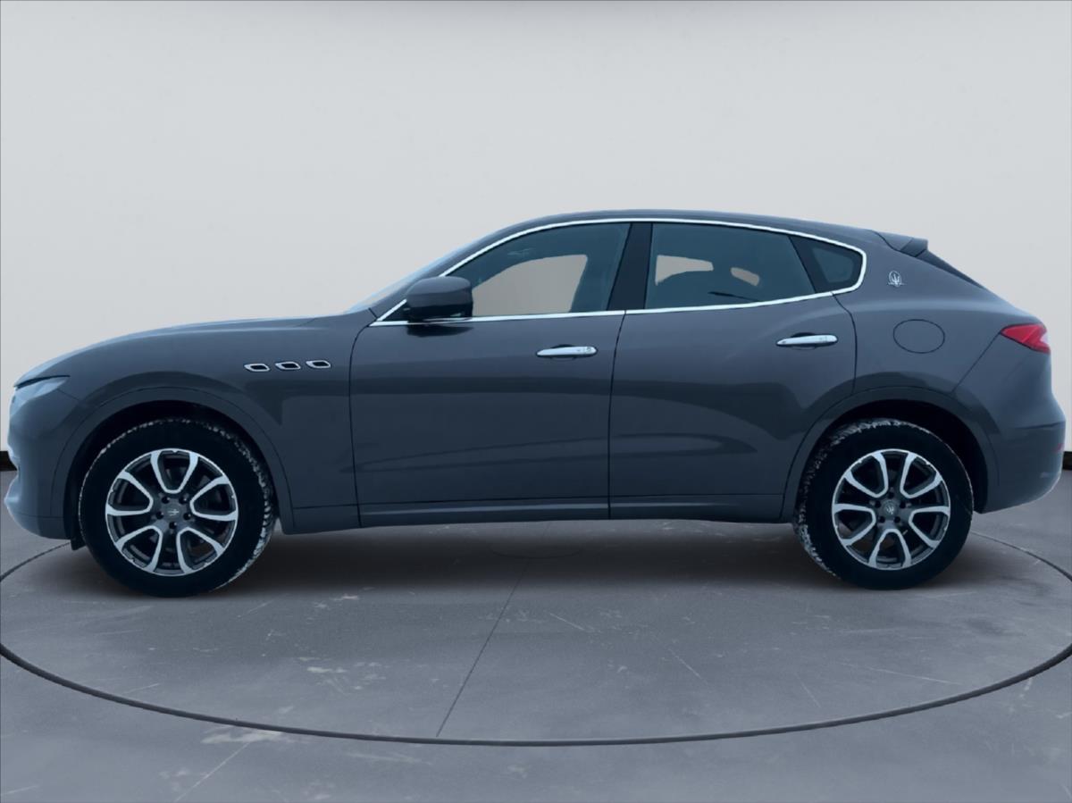 maserati-levante-3-0-d-tazne-2x-sada-kol - 4