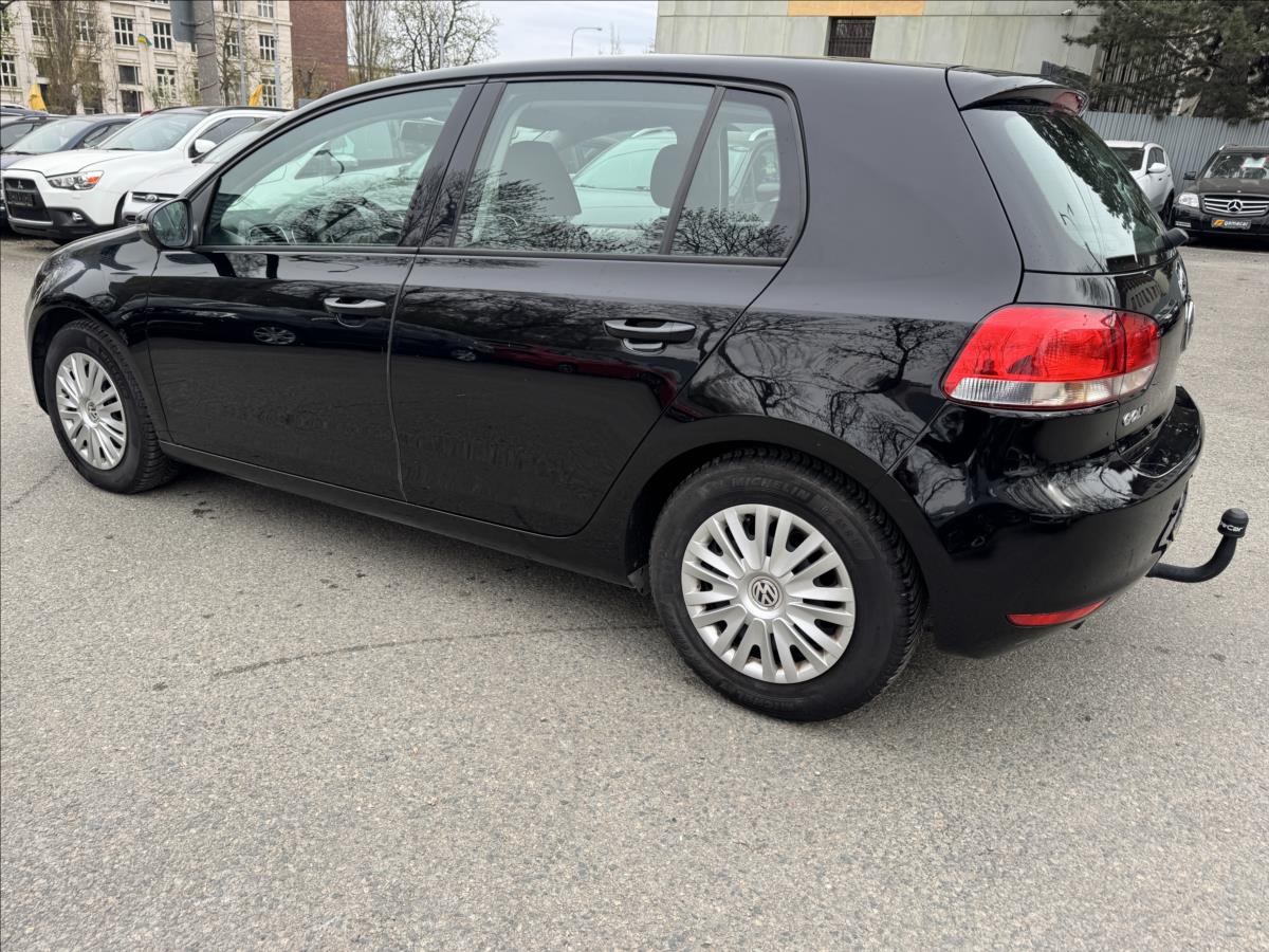 volkswagen-golf-1-6-krasny-stav-nove-rozvody - 5