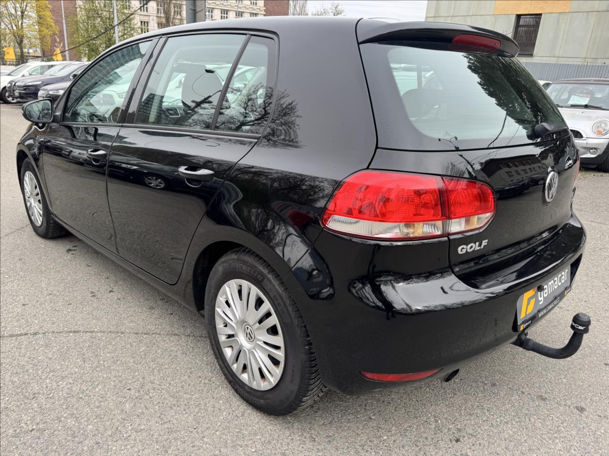 volkswagen-golf-1-6-krasny-stav-nove-rozvody - 6