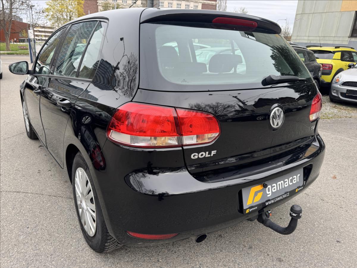 volkswagen-golf-1-6-krasny-stav-nove-rozvody - 7