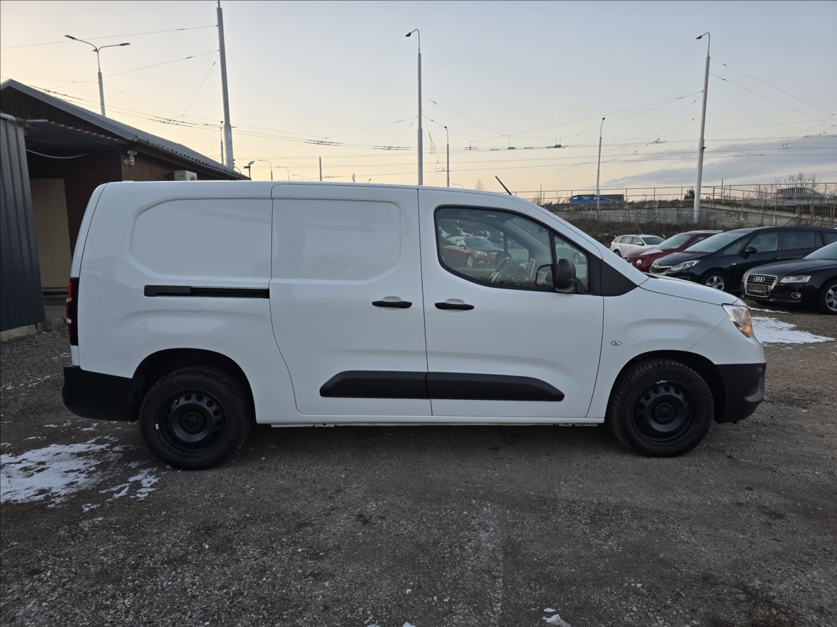 opel-combo-1-5-cdti-xl-dig-klima-navi - 3