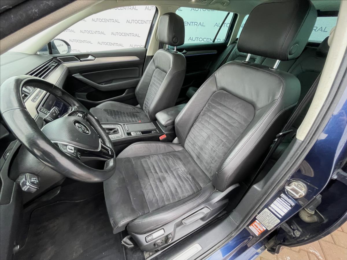 volkswagen-passat-2-0-tdi-higline-176kw-stk-9-27 - 9