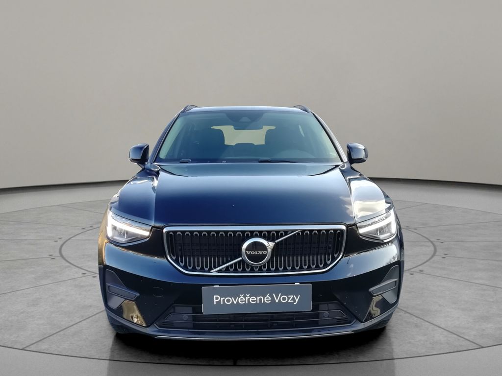 volvo-xc40-t2-1-5-fwd-essential-95-kw - 3