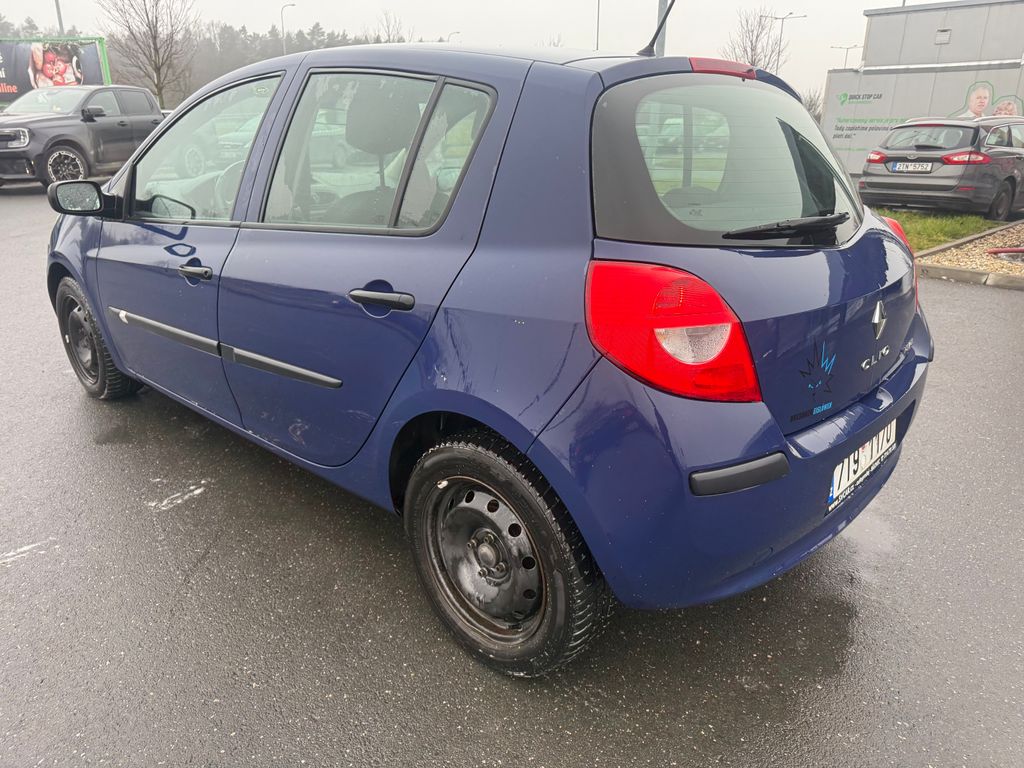 renault-clio-1-5-dci - 2